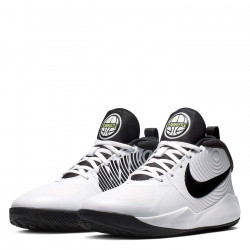 Nike Team Hustle D 9 Big Kids' Basketball Shoe